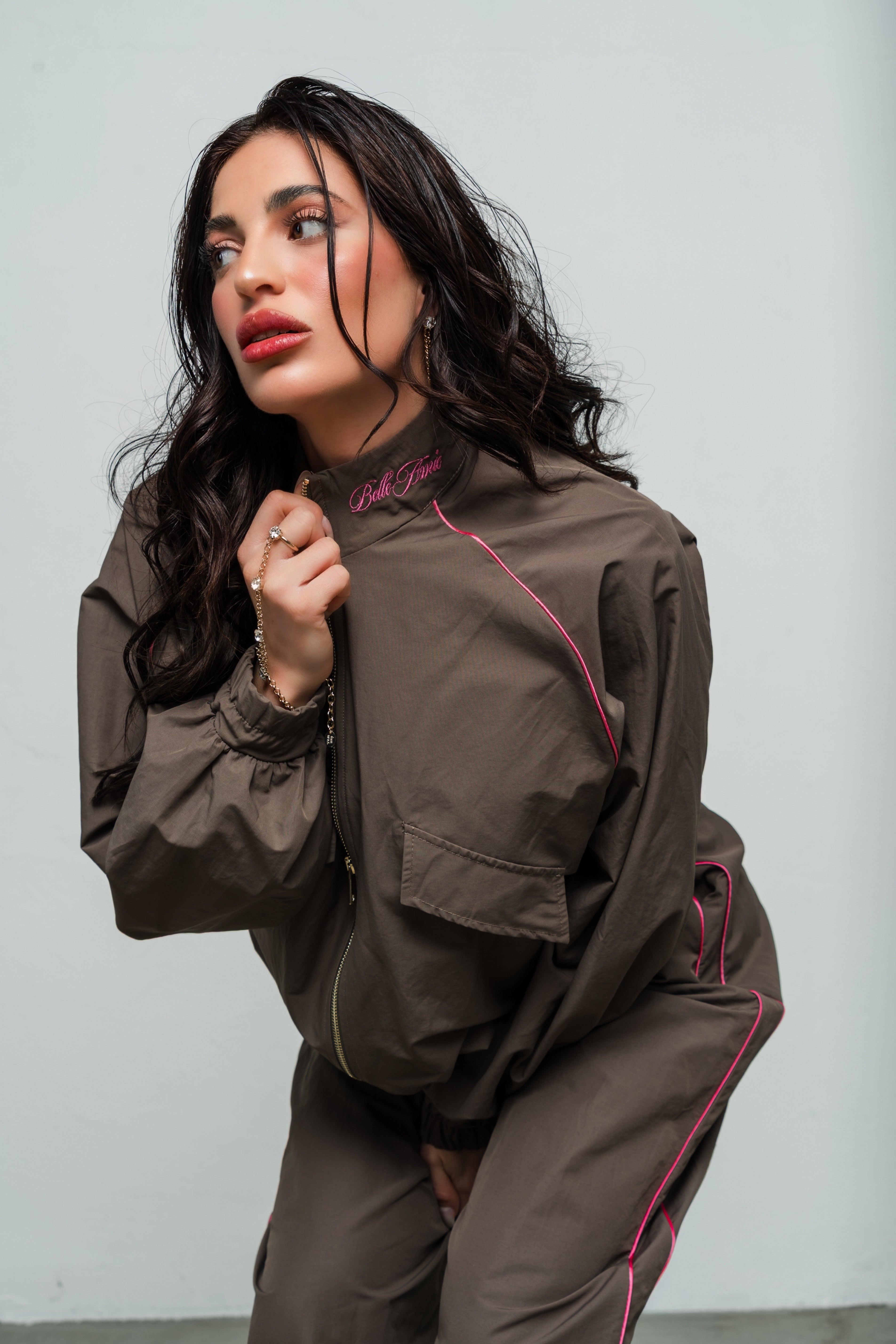 Tracksuit Street glow