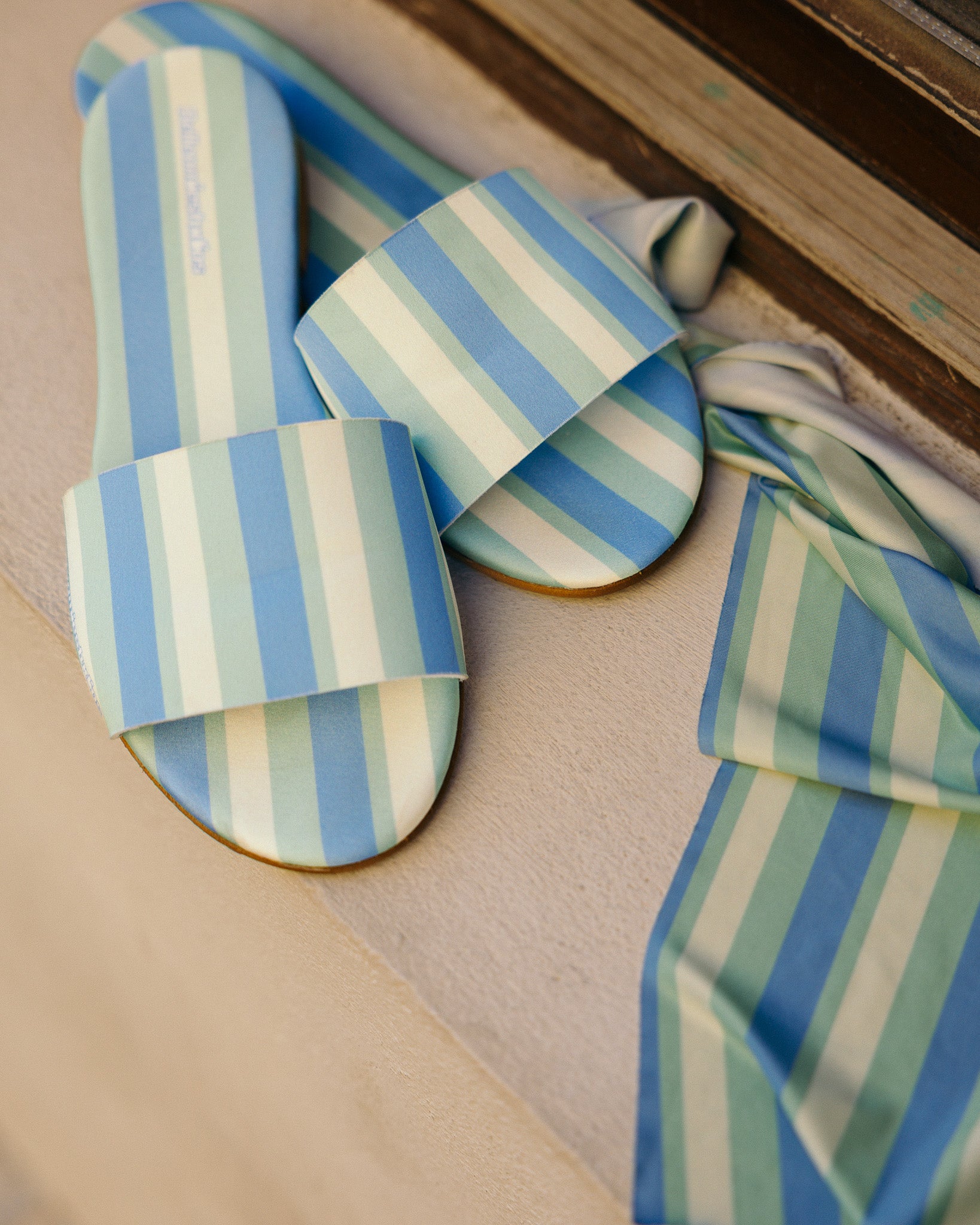 Ciabatta lines azzurro